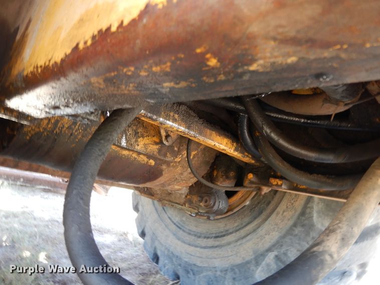 image for item DG6851 1985 John Deere 862  elevating scraper