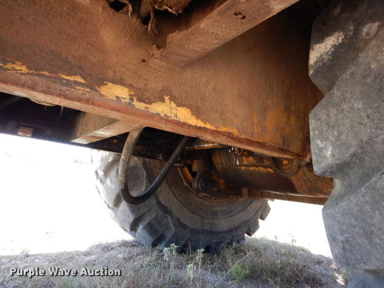 image for item DG6851 1985 John Deere 862  elevating scraper