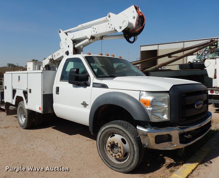 image for item DG6854 2014 Ford F550 Super Duty  bucket truck