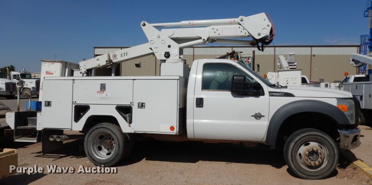 image for item DG6854 2014 Ford F550 Super Duty  bucket truck