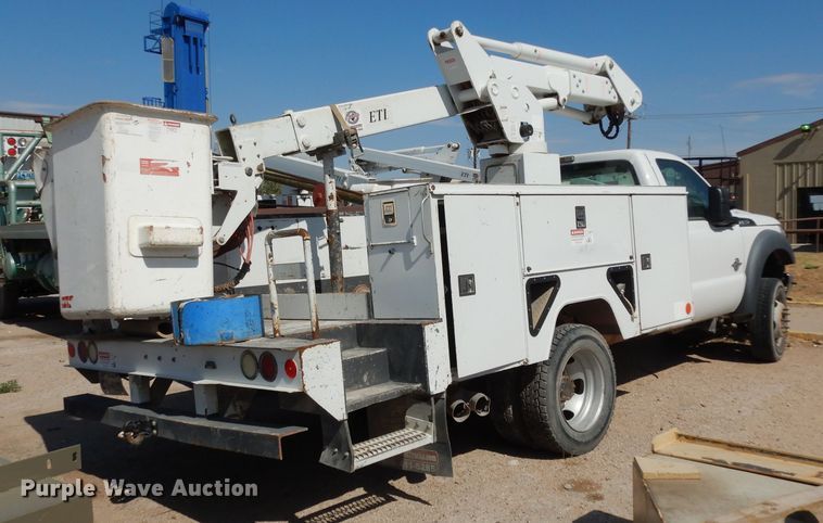 image for item DG6854 2014 Ford F550 Super Duty  bucket truck