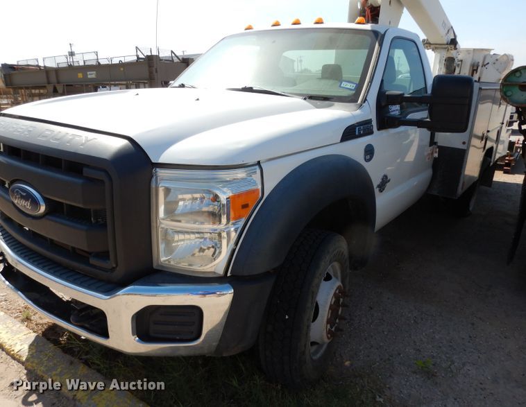 image for item DG6854 2014 Ford F550 Super Duty  bucket truck