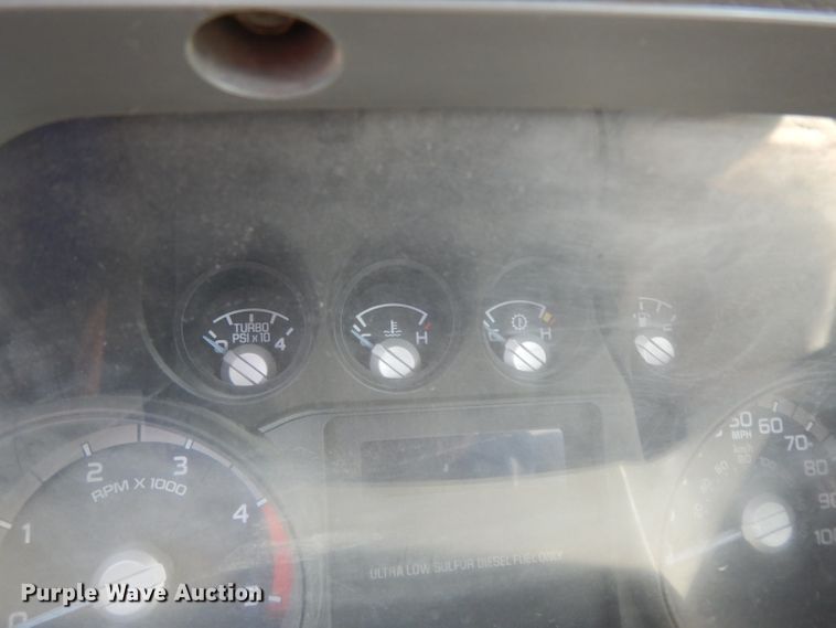 image for item DG6854 2014 Ford F550 Super Duty  bucket truck