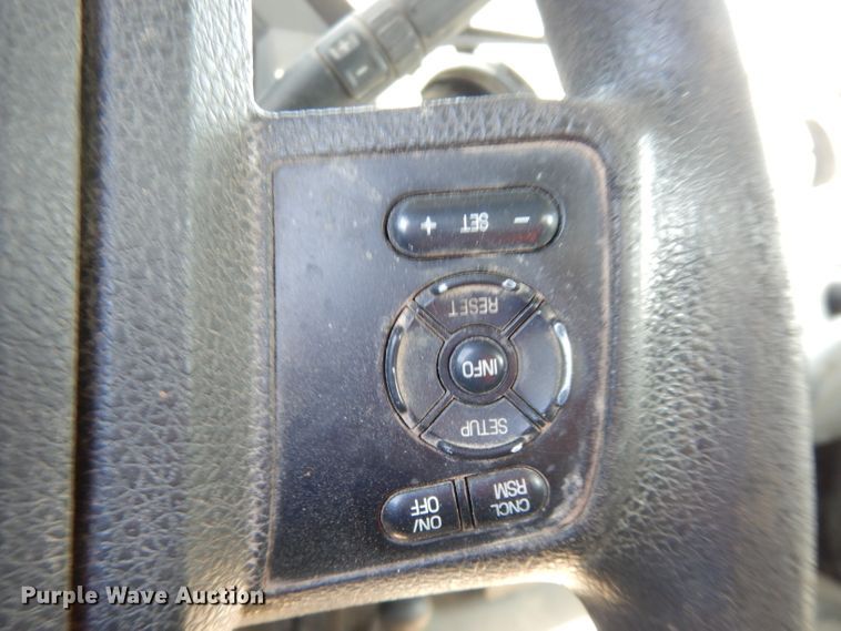 image for item DG6854 2014 Ford F550 Super Duty  bucket truck