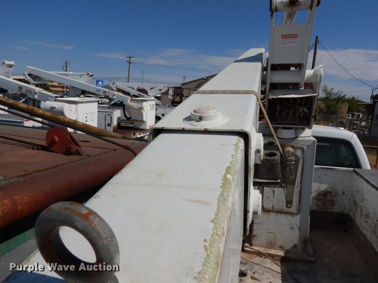 image for item DG6854 2014 Ford F550 Super Duty  bucket truck