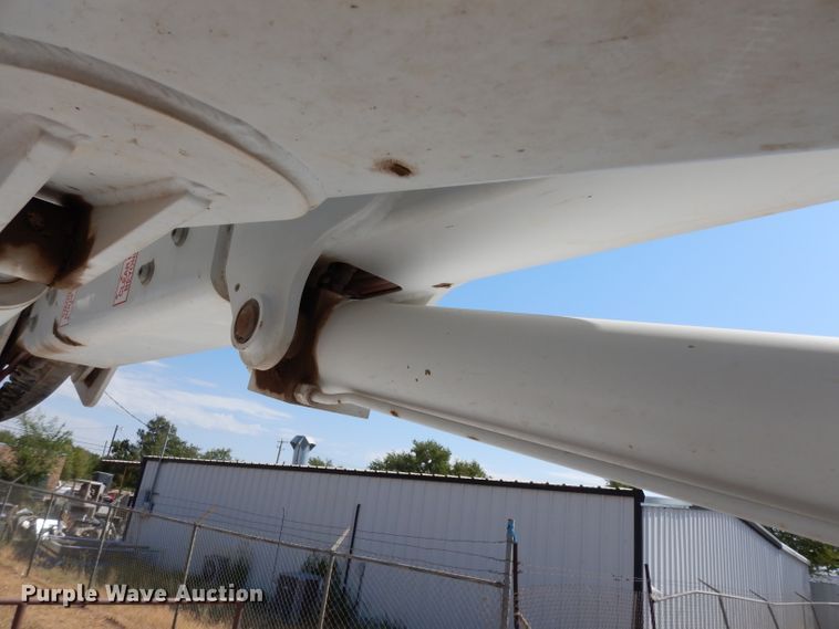 image for item DG6854 2014 Ford F550 Super Duty  bucket truck