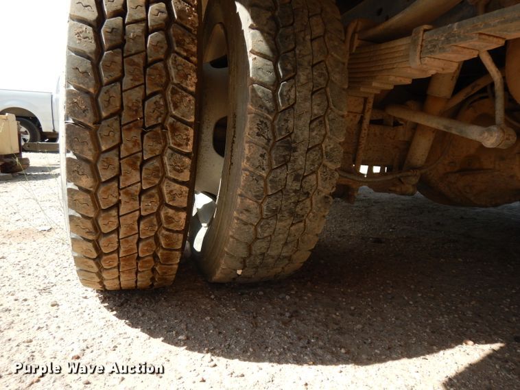 image for item DG6854 2014 Ford F550 Super Duty  bucket truck