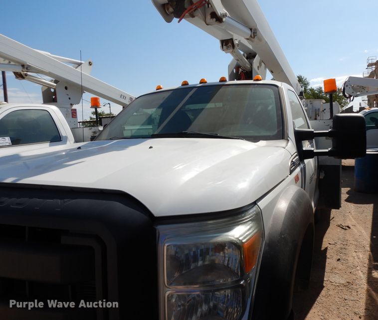 image for item DG6855 2012 Ford F550 Super Duty  bucket truck