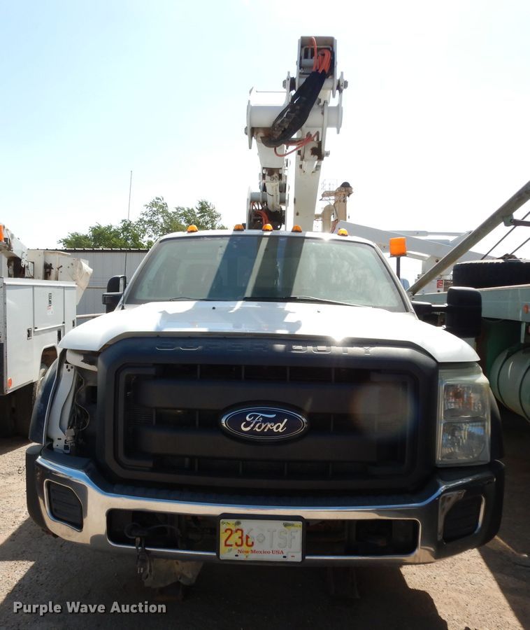 image for item DG6855 2012 Ford F550 Super Duty  bucket truck