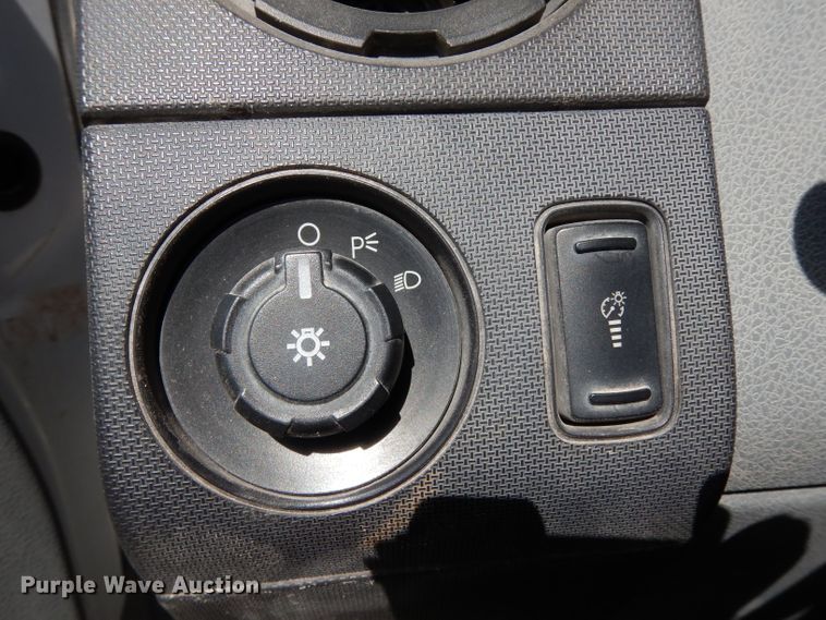 image for item DG6855 2012 Ford F550 Super Duty  bucket truck