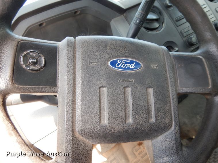 image for item DG6855 2012 Ford F550 Super Duty  bucket truck