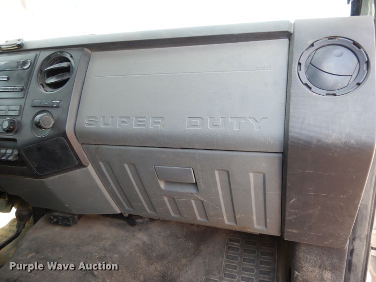 image for item DG6855 2012 Ford F550 Super Duty  bucket truck