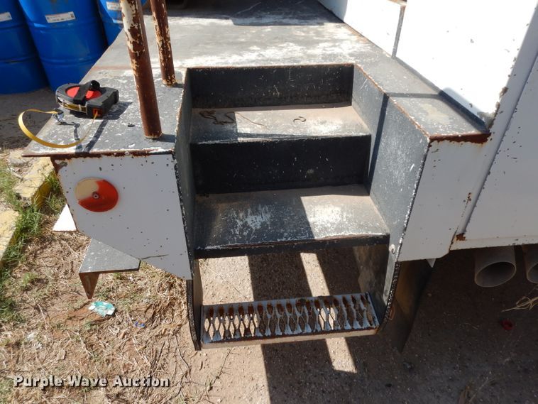 image for item DG6855 2012 Ford F550 Super Duty  bucket truck