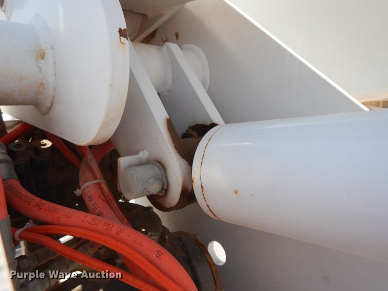 image for item DG6855 2012 Ford F550 Super Duty  bucket truck