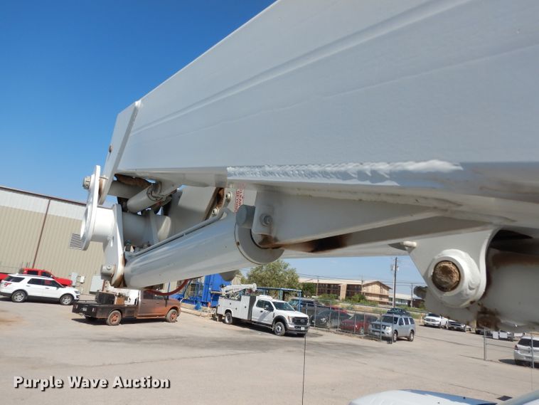 image for item DG6855 2012 Ford F550 Super Duty  bucket truck