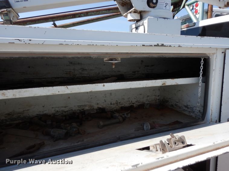 image for item DG6855 2012 Ford F550 Super Duty  bucket truck