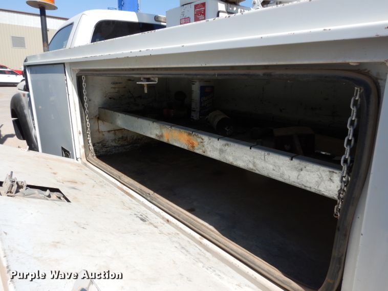 image for item DG6855 2012 Ford F550 Super Duty  bucket truck