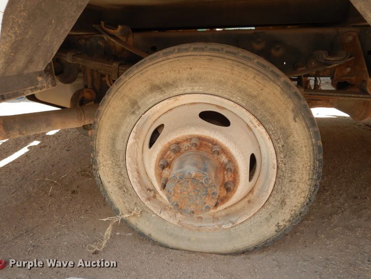 image for item DG6855 2012 Ford F550 Super Duty  bucket truck