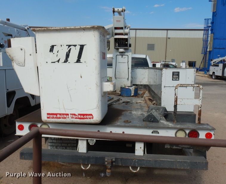 image for item DG6856 2013 Dodge Ram 5500  bucket truck