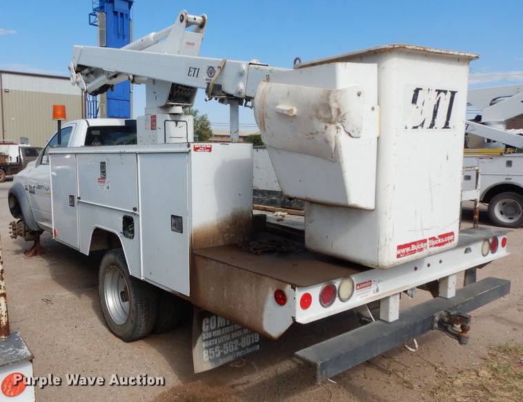image for item DG6856 2013 Dodge Ram 5500  bucket truck