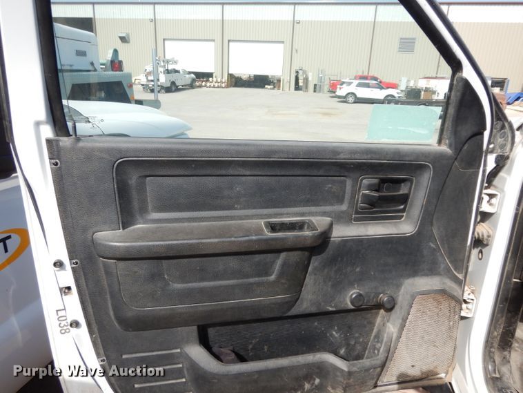 image for item DG6856 2013 Dodge Ram 5500  bucket truck