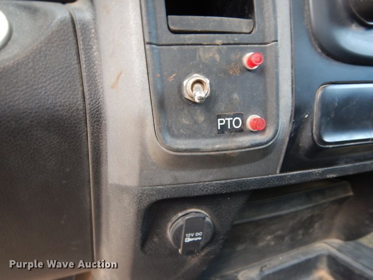 image for item DG6856 2013 Dodge Ram 5500  bucket truck