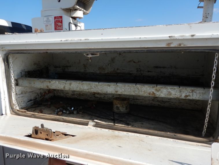 image for item DG6856 2013 Dodge Ram 5500  bucket truck