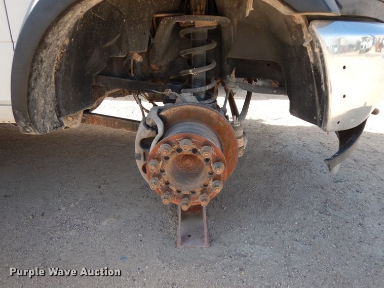 image for item DG6856 2013 Dodge Ram 5500  bucket truck