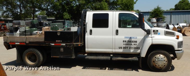 image for item DG7833 2009 Chevrolet C4500  Crew Cab flatbed truck