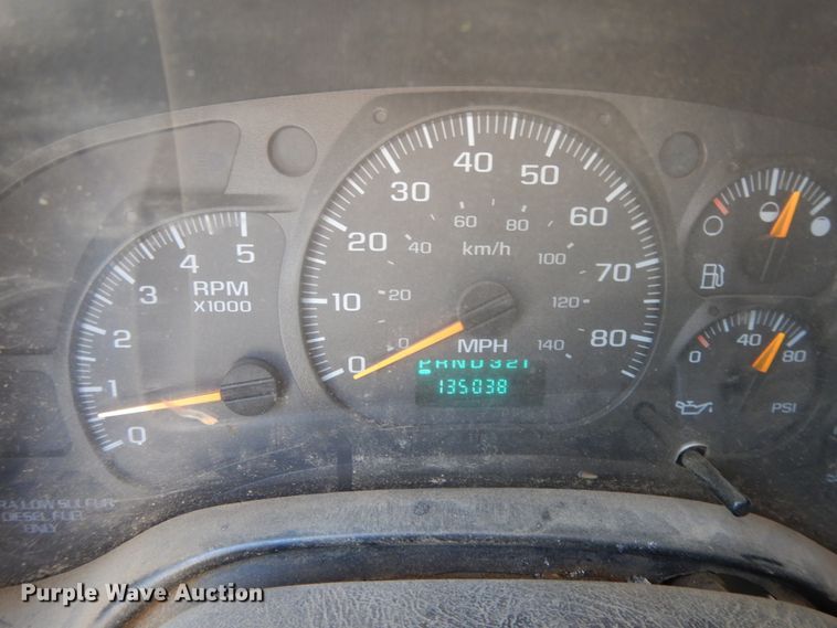 image for item DG7833 2009 Chevrolet C4500  Crew Cab flatbed truck