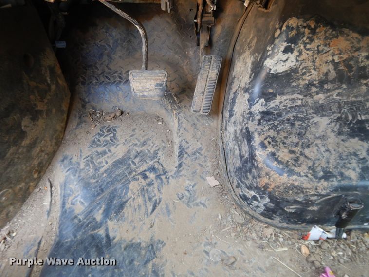 image for item DG7833 2009 Chevrolet C4500  Crew Cab flatbed truck