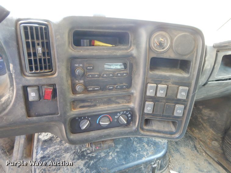 image for item DG7833 2009 Chevrolet C4500  Crew Cab flatbed truck