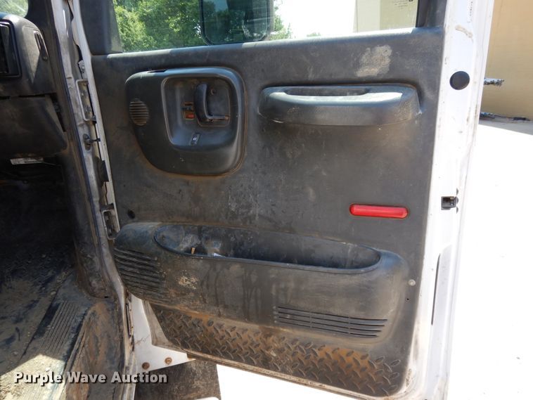 image for item DG7833 2009 Chevrolet C4500  Crew Cab flatbed truck