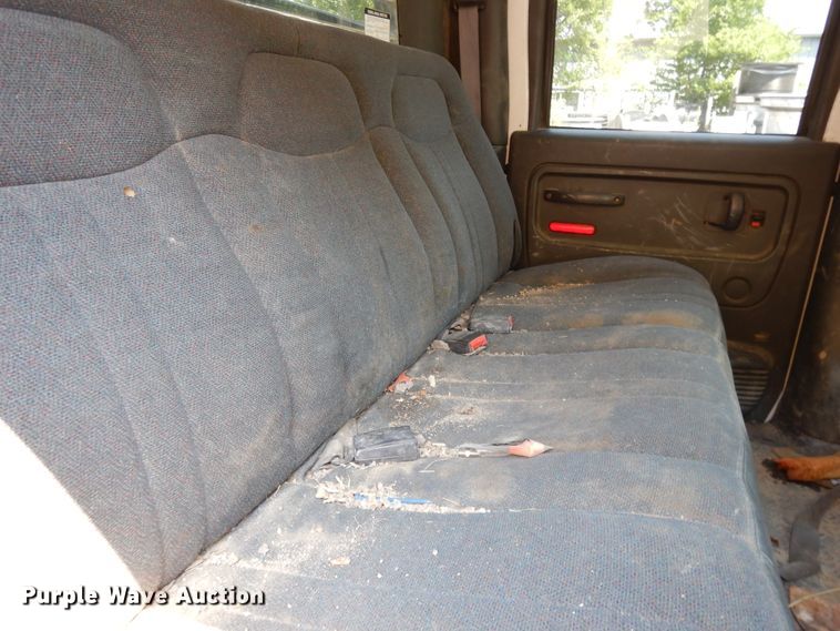 image for item DG7833 2009 Chevrolet C4500  Crew Cab flatbed truck