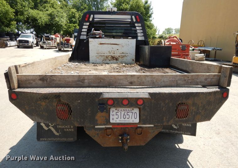 image for item DG7833 2009 Chevrolet C4500  Crew Cab flatbed truck