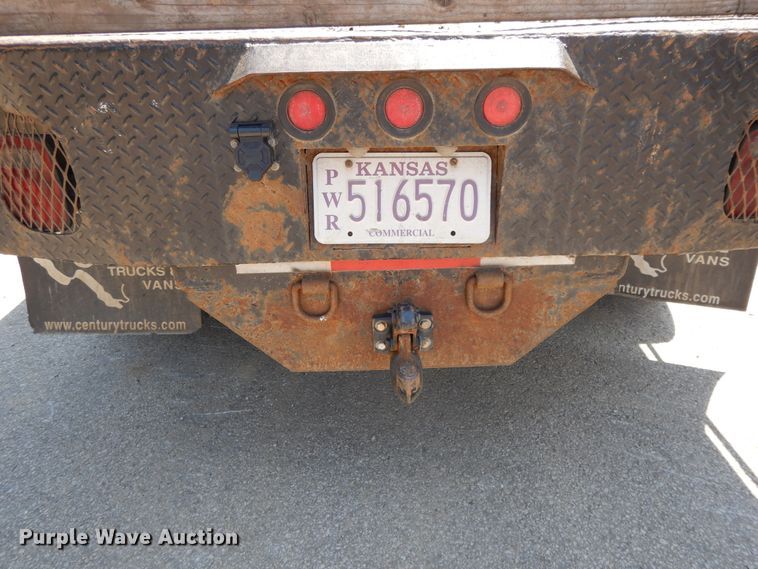 image for item DG7833 2009 Chevrolet C4500  Crew Cab flatbed truck