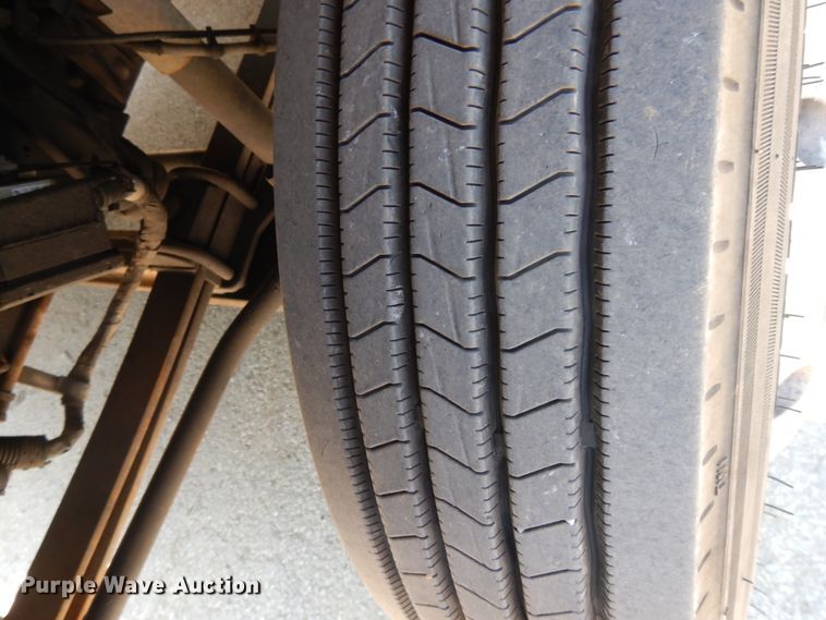 image for item DG7833 2009 Chevrolet C4500  Crew Cab flatbed truck