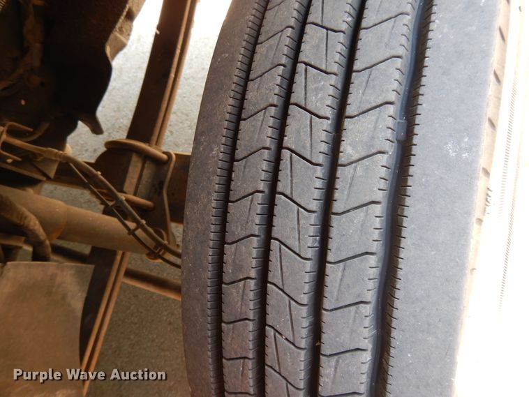 image for item DG7833 2009 Chevrolet C4500  Crew Cab flatbed truck