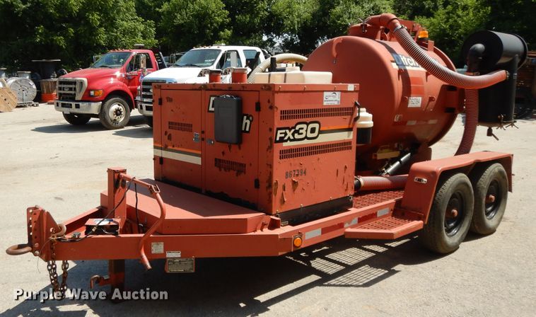 image for item DG7834 2011 Ditch Witch FX30 vaccum excavator