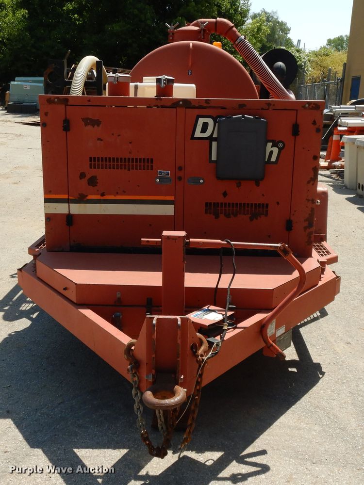 image for item DG7834 2011 Ditch Witch FX30 vaccum excavator