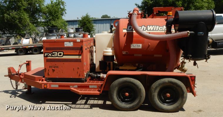 image for item DG7834 2011 Ditch Witch FX30 vaccum excavator