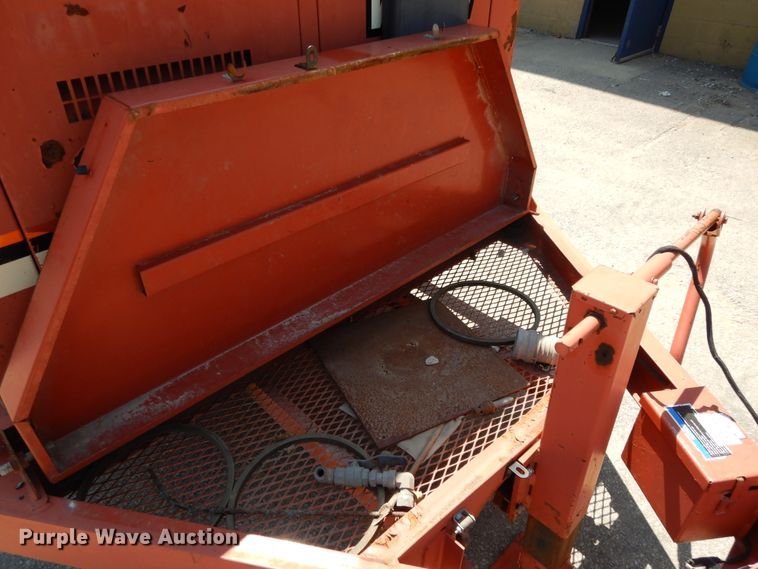 image for item DG7834 2011 Ditch Witch FX30 vaccum excavator