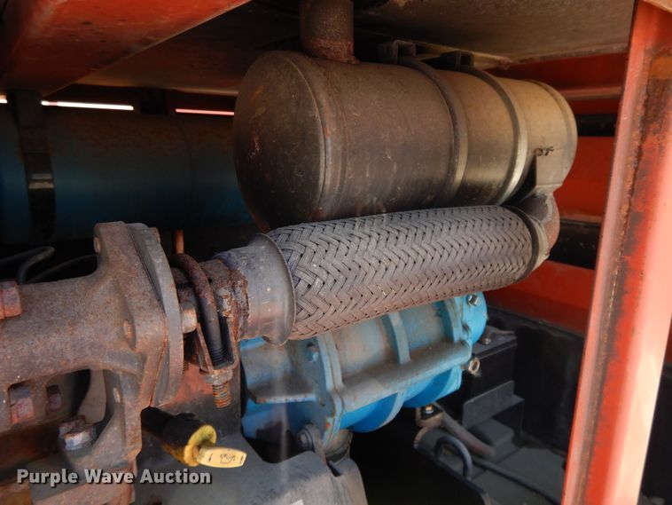 image for item DG7834 2011 Ditch Witch FX30 vaccum excavator