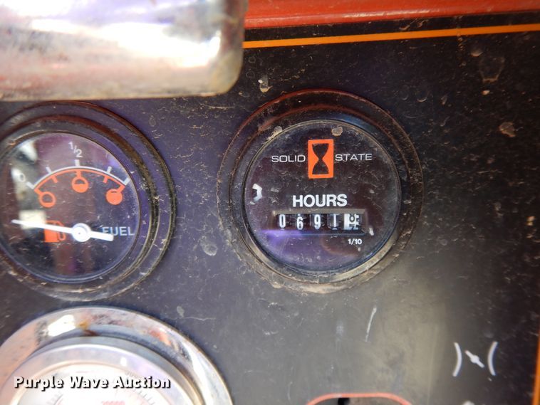 image for item DG7834 2011 Ditch Witch FX30 vaccum excavator