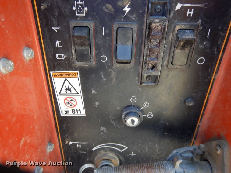 image for item DG7834 2011 Ditch Witch FX30 vaccum excavator