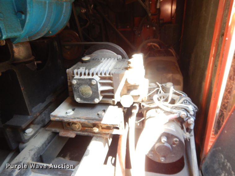 image for item DG7834 2011 Ditch Witch FX30 vaccum excavator