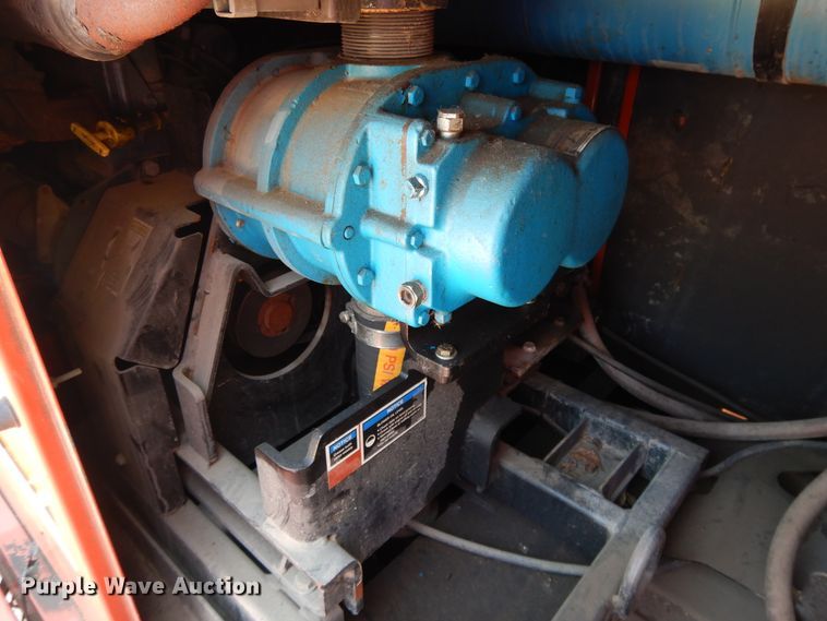 image for item DG7834 2011 Ditch Witch FX30 vaccum excavator