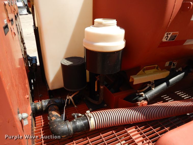 image for item DG7834 2011 Ditch Witch FX30 vaccum excavator