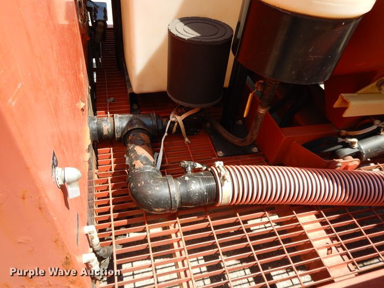 image for item DG7834 2011 Ditch Witch FX30 vaccum excavator