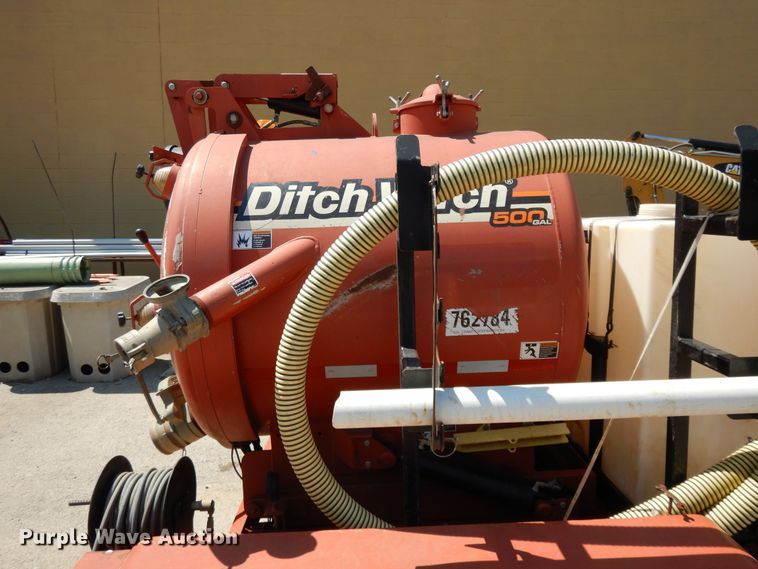 image for item DG7834 2011 Ditch Witch FX30 vaccum excavator